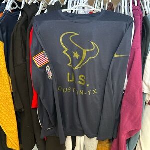 Nike dri fit long sleeve shirt